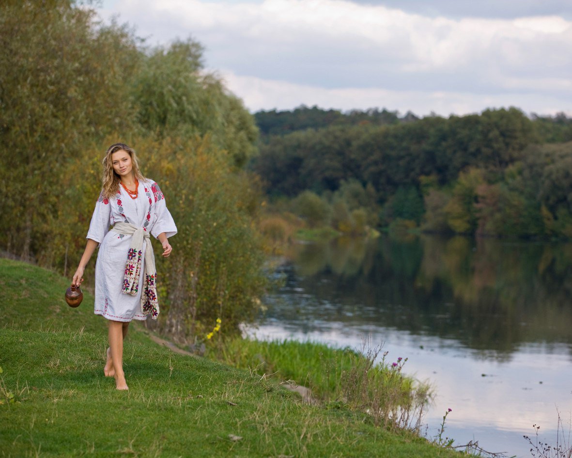 Nude girl Slavic women in Cordoba