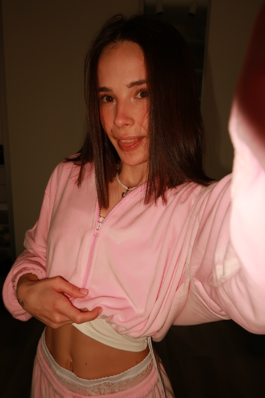 Tina brings the glow — live moments in Cordoba